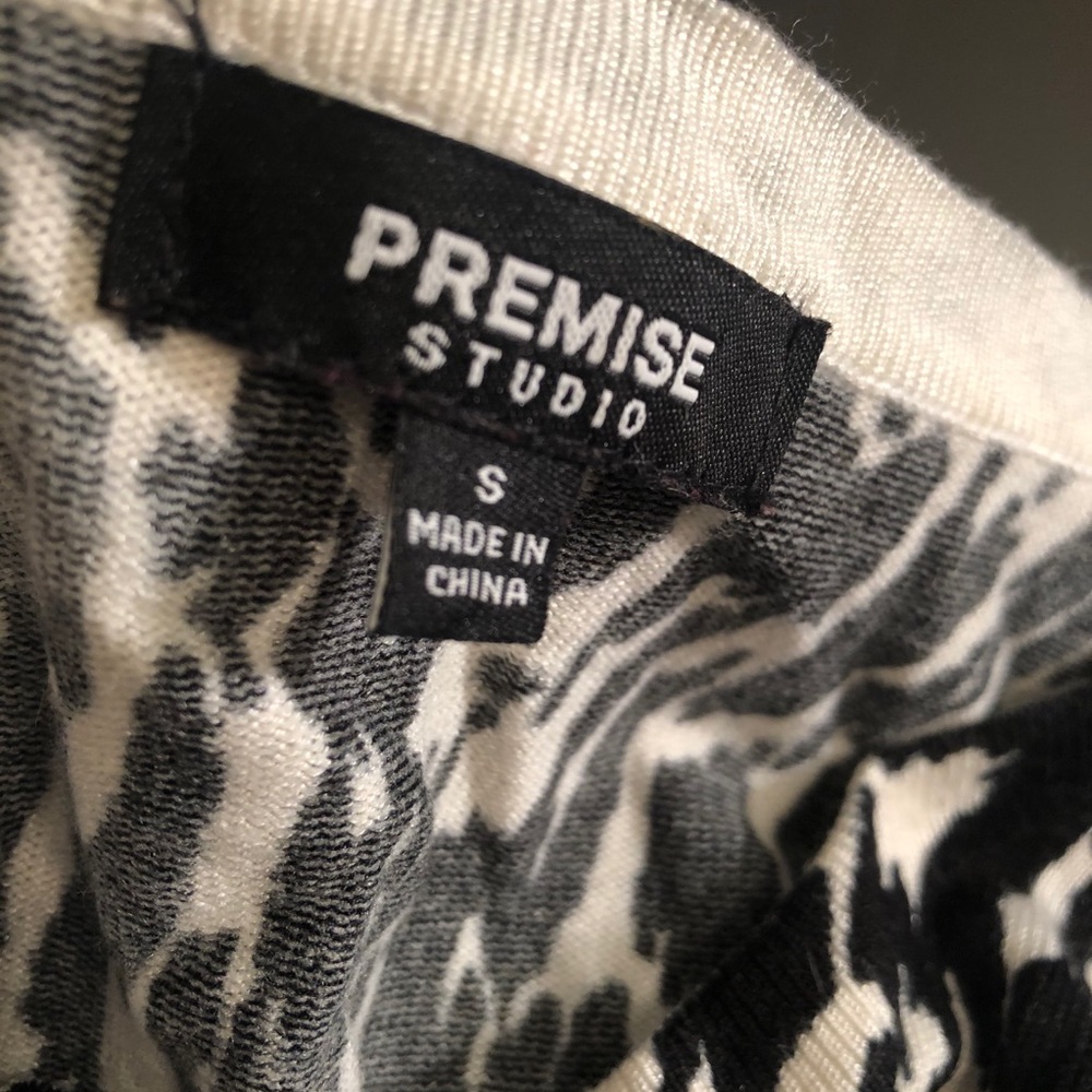 Premise Leopard Print Button Front Cardigan Small - image 4